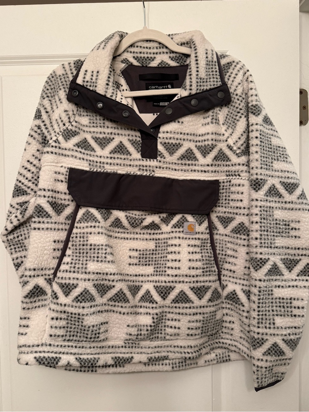 Carhartt women’s Cream and Gray Patterned button-Neck Fleece Pullover